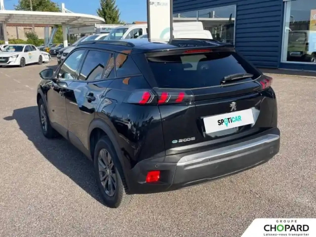 Peugeot 2008 electrique 136 ch — photo 27