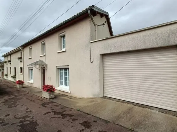 MAISON 3 CHAMBRES AYRON