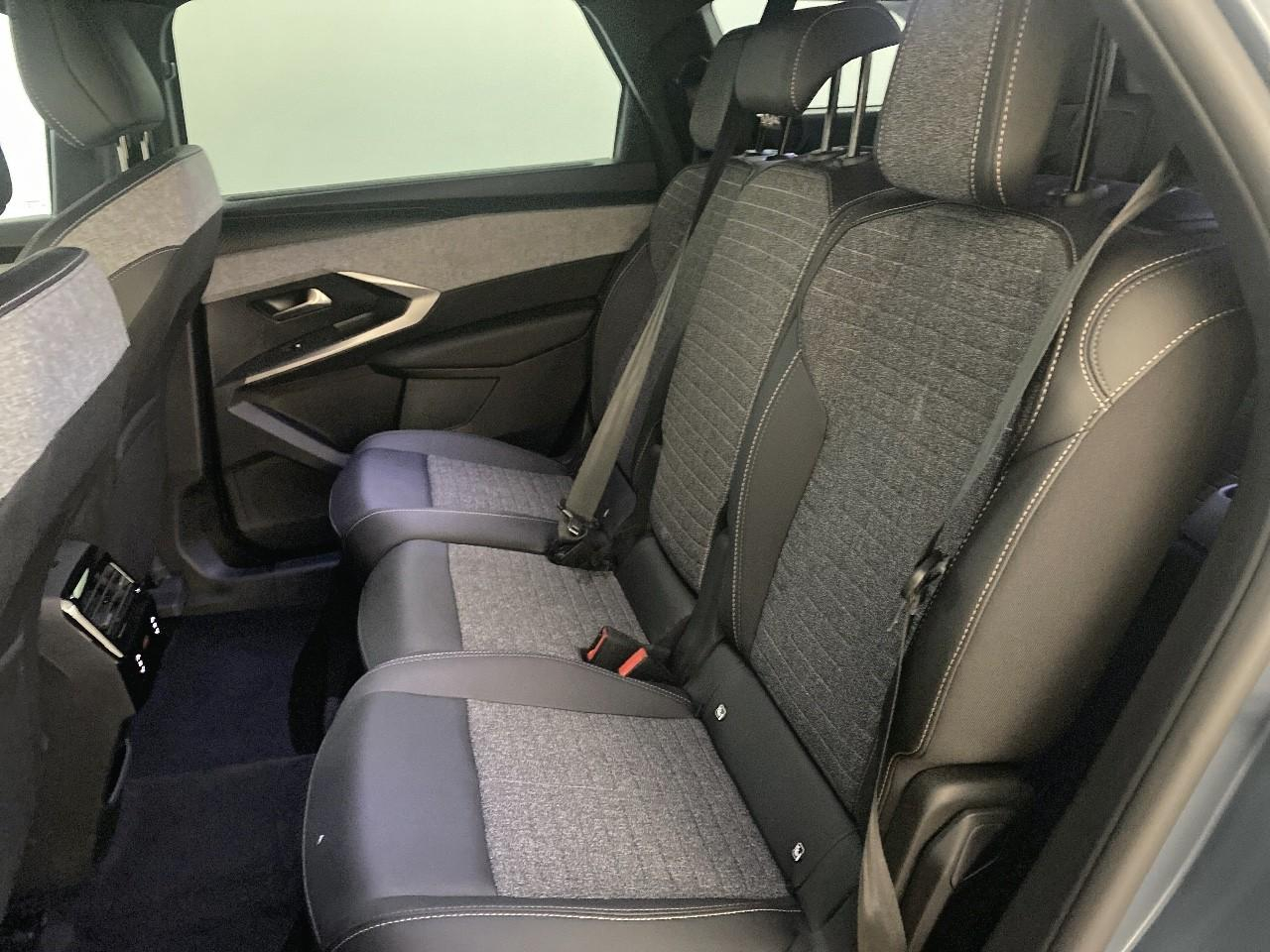 Peugeot 5008 hybrid 145 ch e-dcs6 allure — photo 10