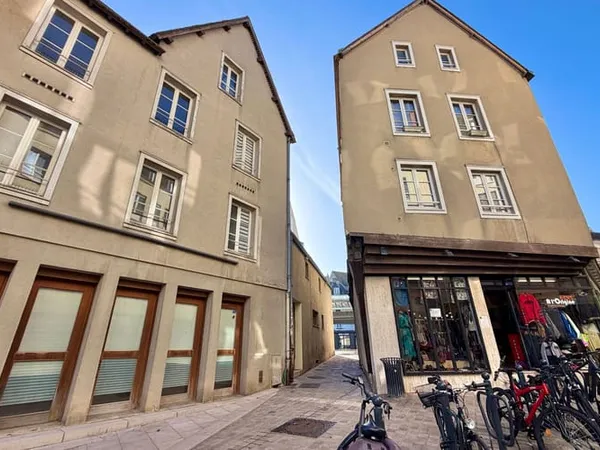 Studio 1 pièce 24 m²
