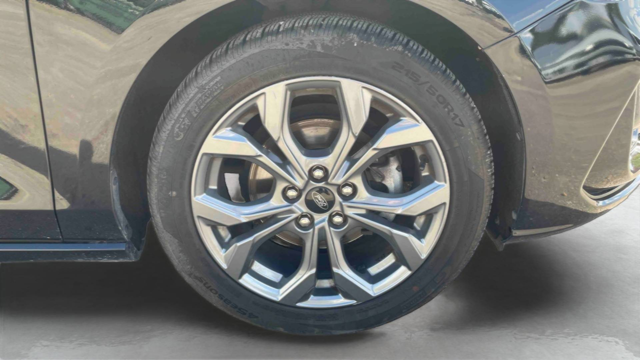 Ford Focus SW 1.0 EcoBoost 155 S&amp;S mHEV Powershift — photo 11