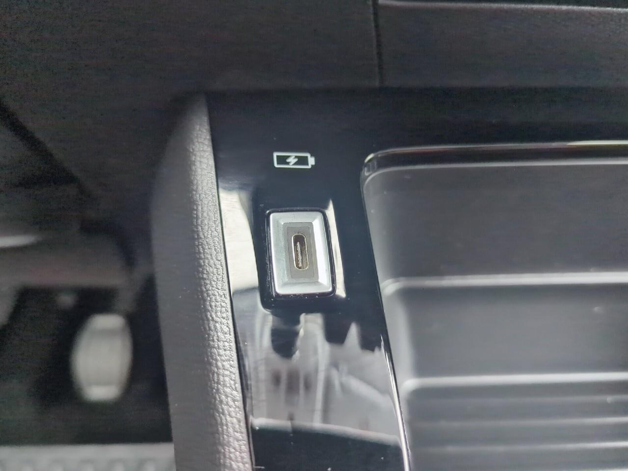 Peugeot 208 puretech 100 s&s bvm6 active — photo 26