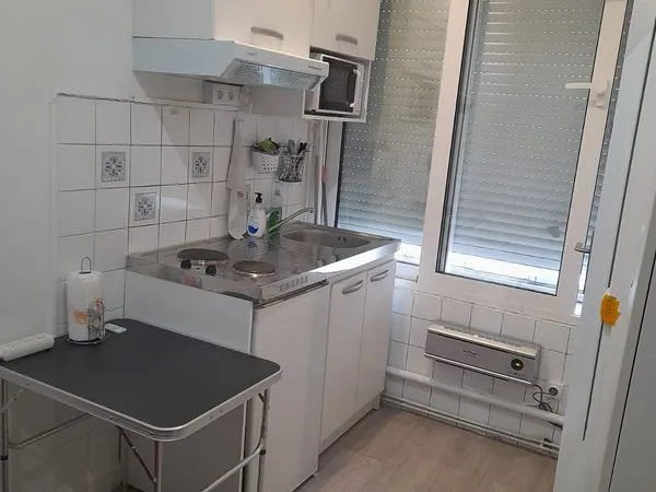 Jolie Studio a Paris 10eme