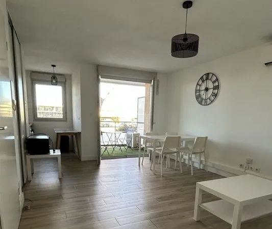 T2 Meublé à l'année St Estève