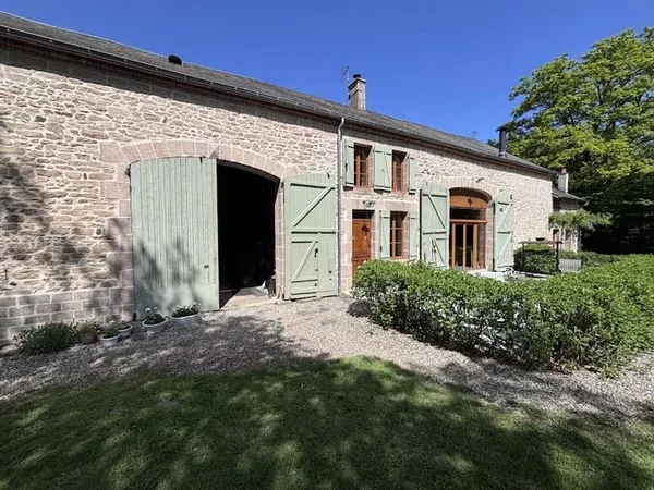 Maison 10 pièces 220 m²