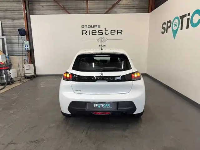 Peugeot 208 puretech 75 s&amp;s bvm5 — photo 29