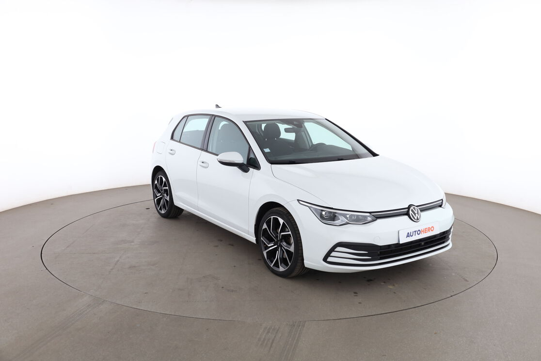 Volkswagen Golf VIII 2.0 TDI SCR DSG7 — photo 7
