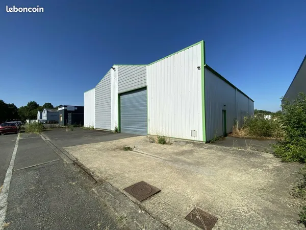 LOCAL D'ACTIVITE 500 m² SAINT-JACQUES-DE-LA-LANDE