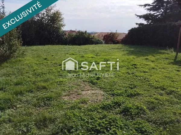 Belle situation avec ce terrain à bâtir de 502 m2, situé dans un secteur calme et résidentiel, sur l