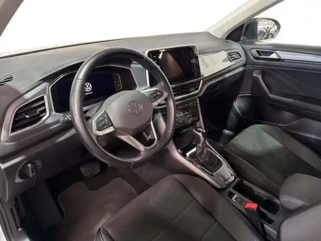 Volkswagen T-Roc 1.5 tsi evo 150 start/stop dsg7 style — photo 9