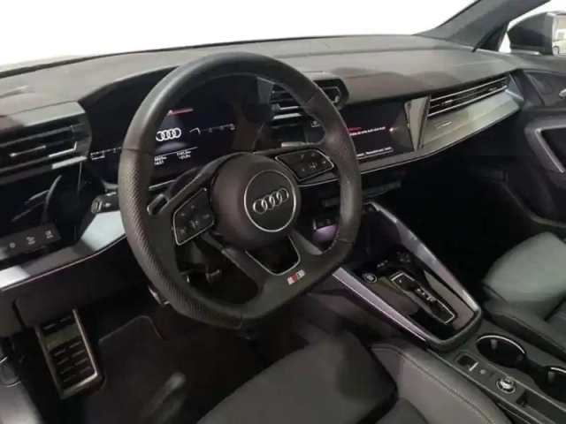 Audi A3 tfsi mild hybrid 150 s tronic 7 s line — photo 9