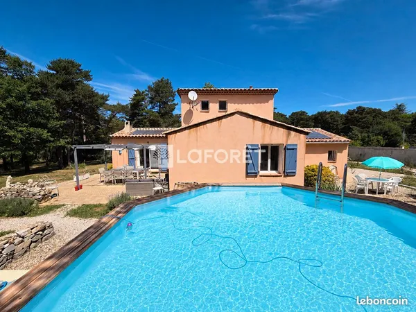 Villa 4 pièces 105 m²