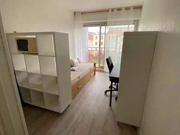Loue Studio meublé 15m2