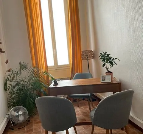 Location cabinet paramédical