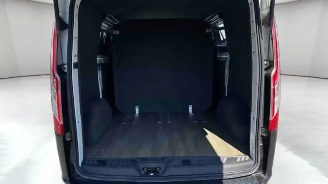 Ford Transit custom ca 300 l1h1 2.0 ecoblue 170 — photo 5