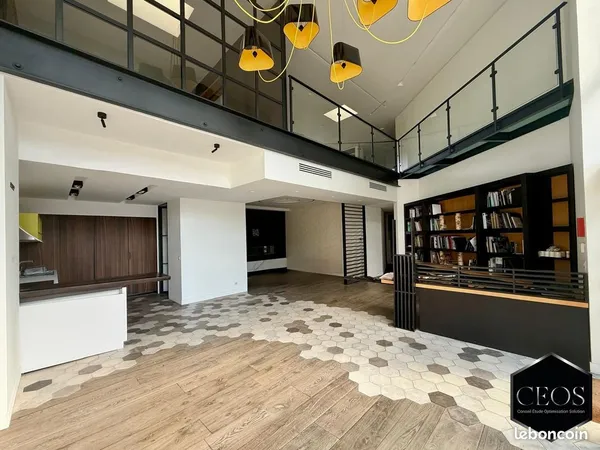Boutique 178 m² Ferrières-en-Brie