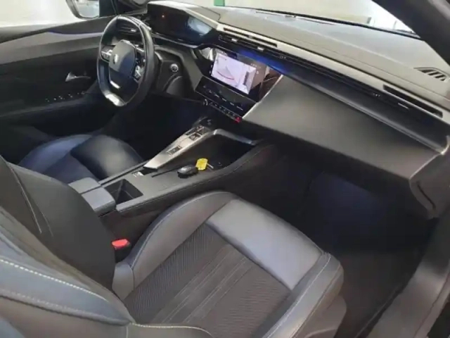 Peugeot 308 phev 225ch gt pack e-eat8 — photo 13