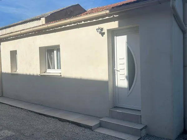 Appartement Location Nîmes 1p 26m² 500€