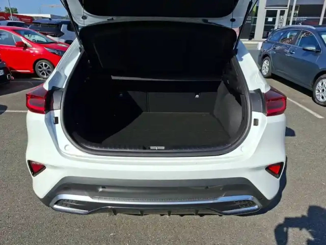 Kia Xceed 1.5 t-gdi 140 ch bvm6 — photo 19
