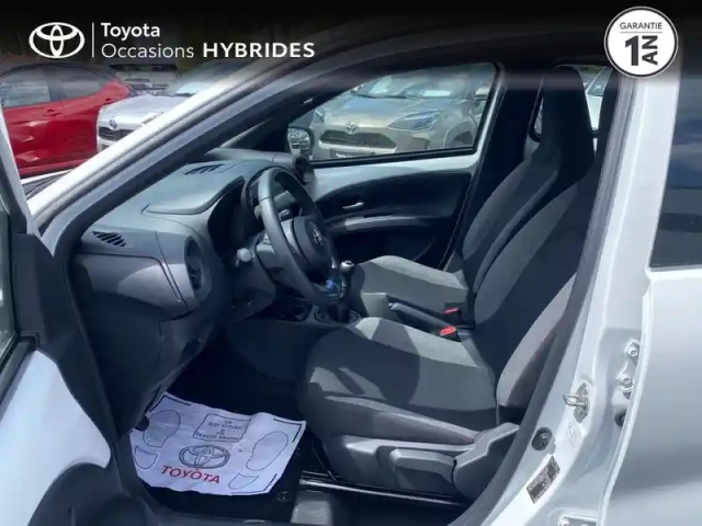 Toyota Aygo X 1.0 vvt-i 72ch dynamic my24 — photo 11