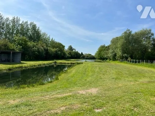 Terrain 12700 m²