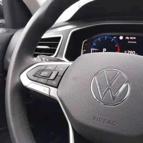 Volkswagen T-Roc 1.5 tsi evo 150 start/stop dsg7 — photo 21