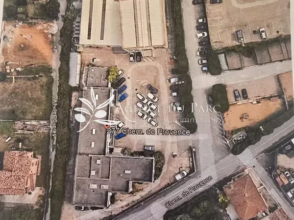 Local 2000 m² Le Cannet