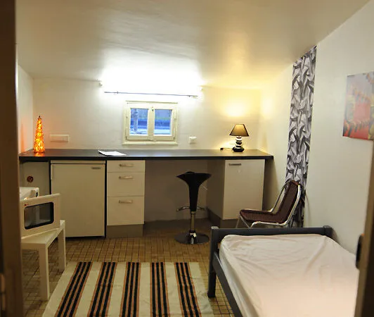 Chambre Location Bordeaux 1p 14m² 420€