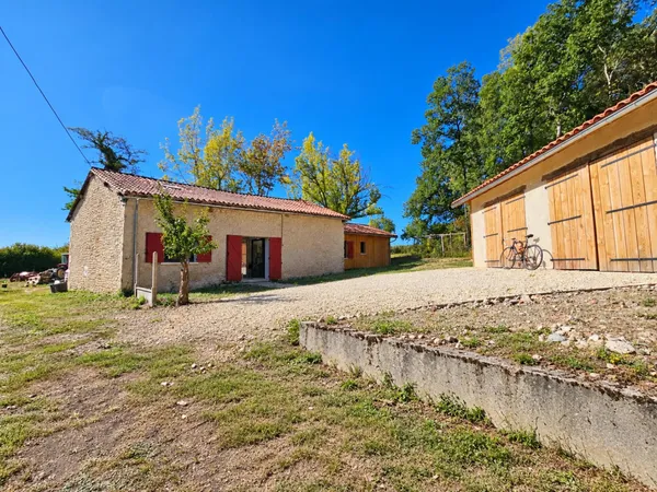 Grange en pierres rénovée de 107m2