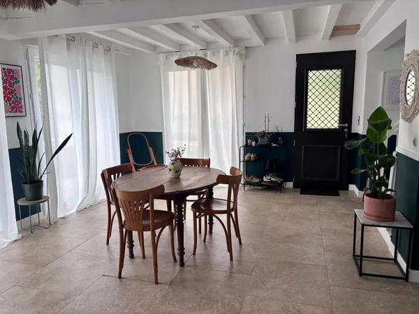 Maison 5 pièces 140 m²