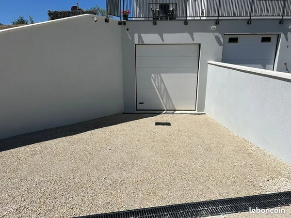 Garage camping car