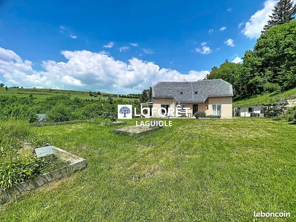 Pavillon 6 pièces 145 m²