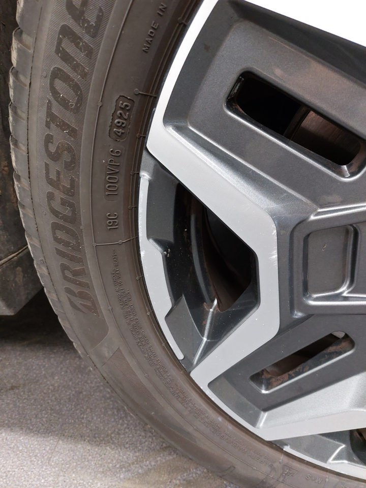 Hyundai Santa Fe 1.6 T-GDi Plug-in 265 HTRAC BVA6 — photo 31