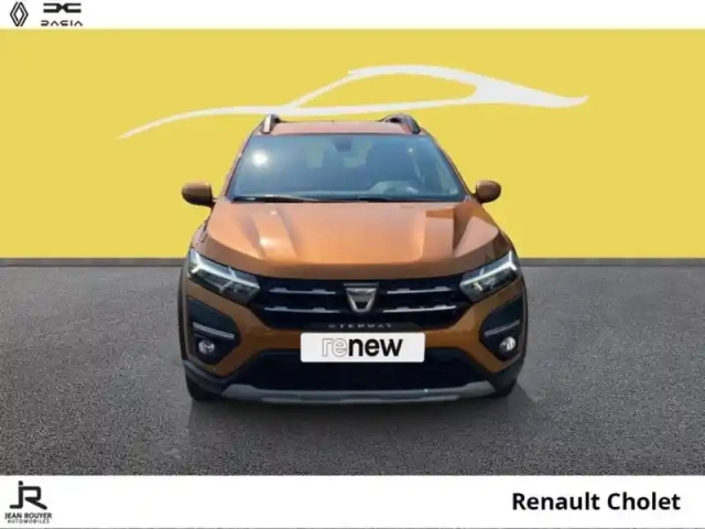 Dacia Sandero 1.0 tce 90ch stepway confort -22 — photo 9