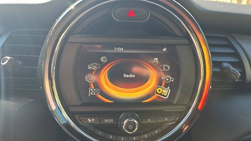 Mini Mini Cabriolet 1.5 Cooper 136 BVA7 - Finition Chili – 2016 – 49557 km – Essence – Boîte Automatique — photo 10