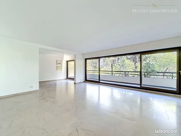 Appartement 4 pièces 117 m²