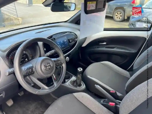 Toyota Aygo X 1.0 vvt-i 72ch dynamic my24 — photo 15