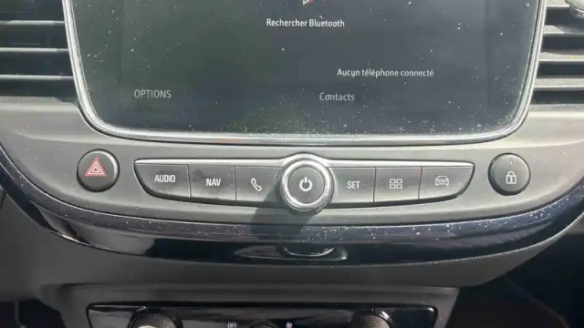 Opel Crossland X 1.5 d 120 ch bva6 — photo 26