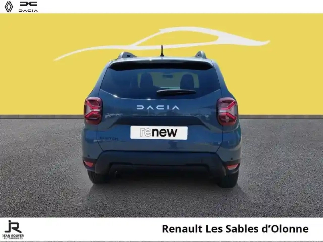 Dacia Duster 1.0 eco-g 100ch essential 4x2 — photo 11