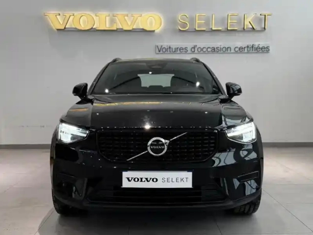 Volvo Xc40 b3 163 ch dct7 plus — photo 2