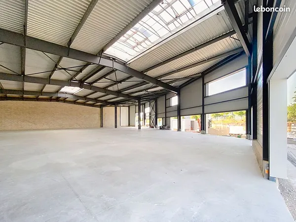Local 1214 m² EPERNAY