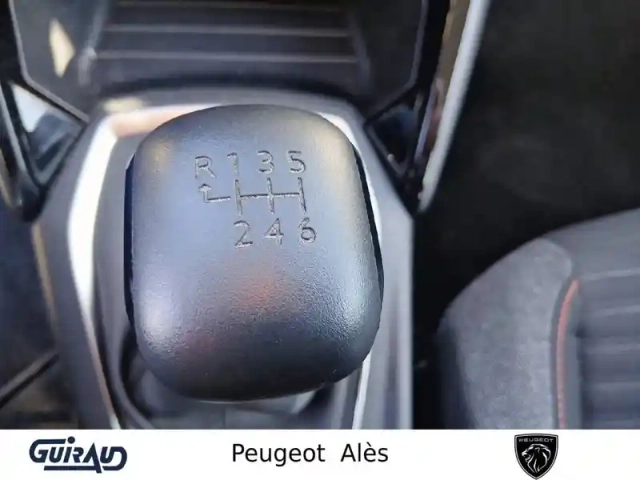 Peugeot 208 puretech 100 s&amp;s bvm6 — photo 15