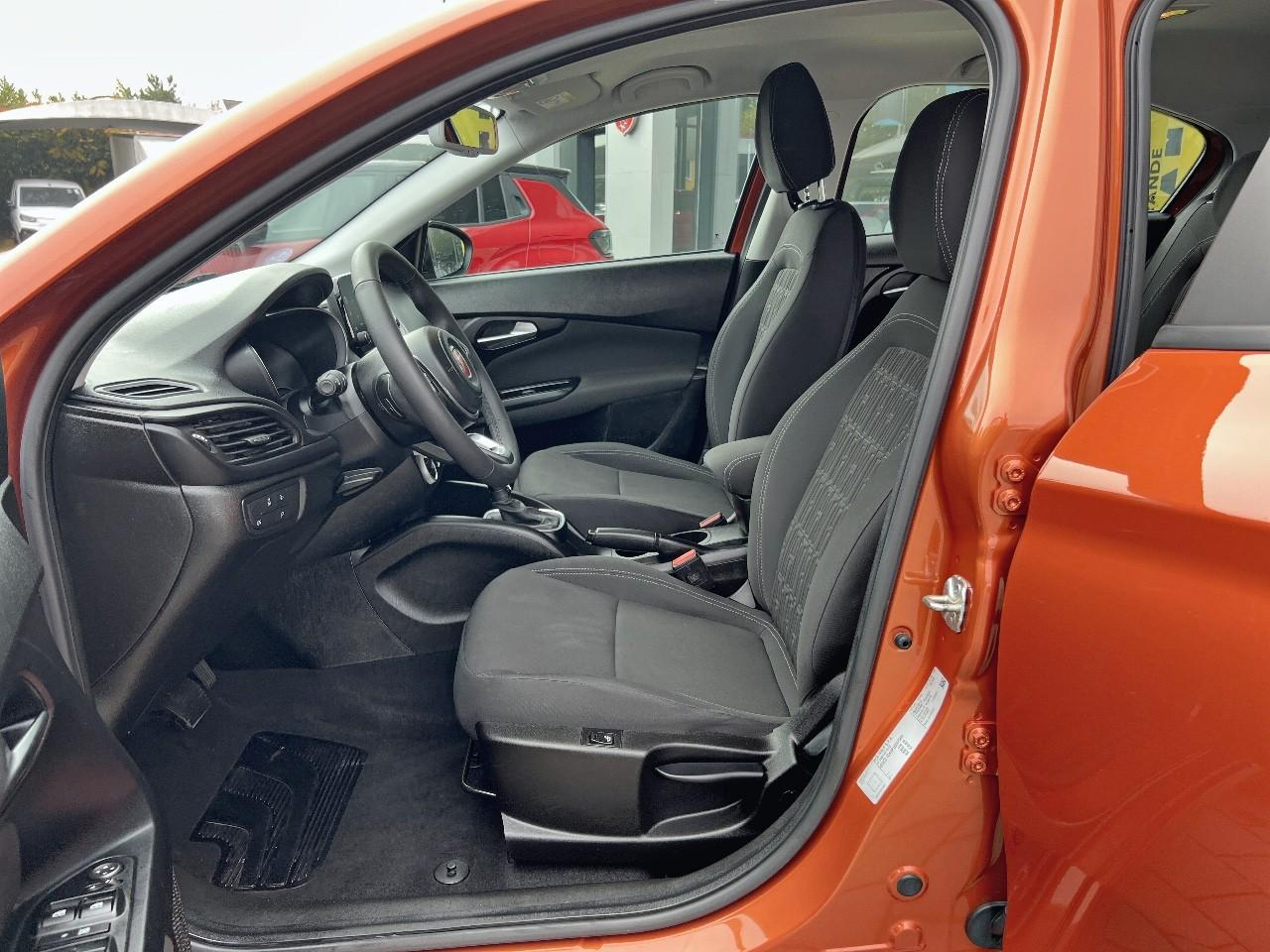 Fiat Tipo 5 portes 1.5 firefly turbo 130 ch s&s dct7 hyb — photo 9