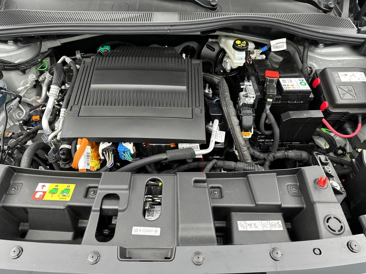 Jeep Avenger 115 kw 4x2 summit — photo 15