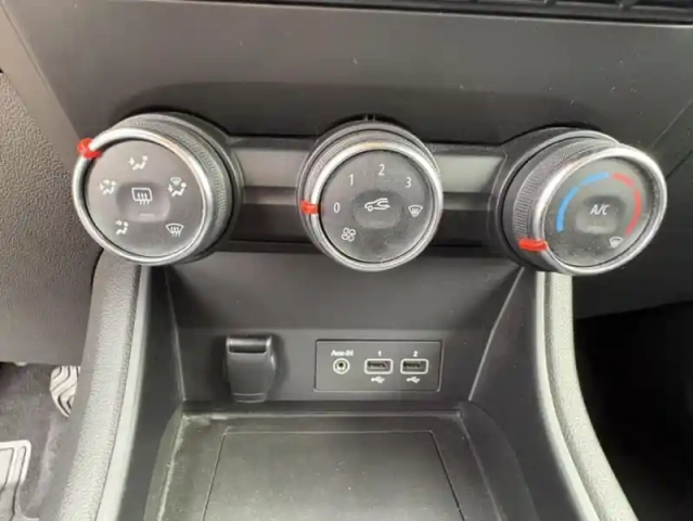 Renault Captur ii business blue dci 95 — photo 29