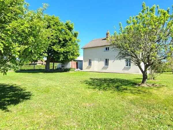 A 5mn des commerces, au calme avec vue dégagée
