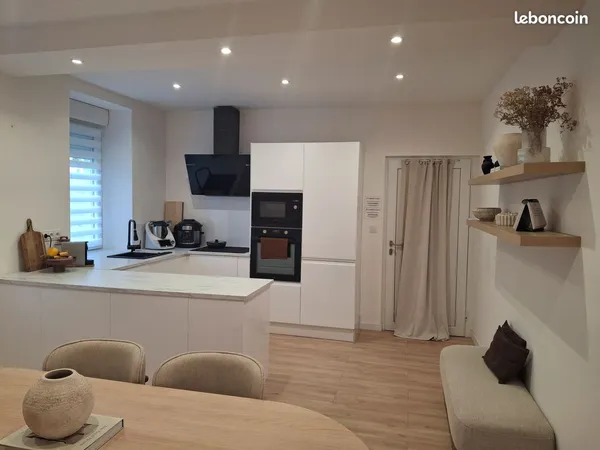 À VENDRE — Appartement 65 m² rénové, RDC, quartier calme