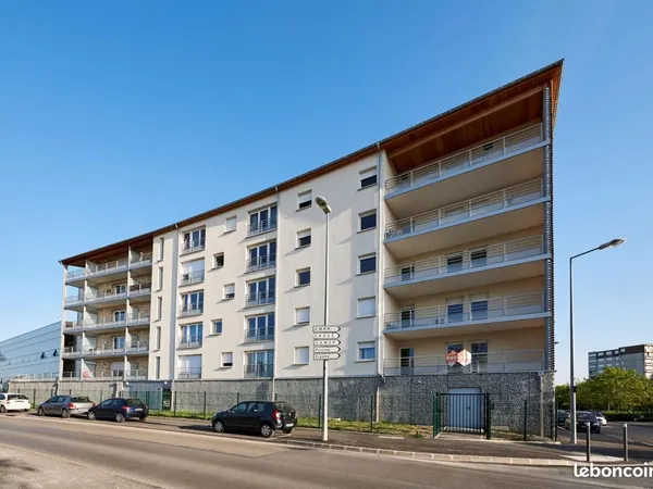 Garage/box 14 m² Reims