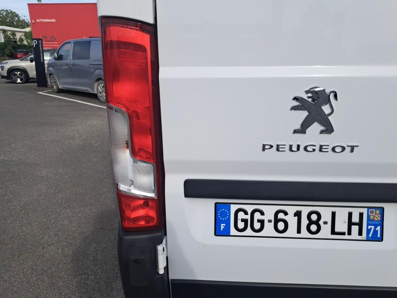 Peugeot Boxer tole 435 l4h2 bluehdi 140 s&s asphalt — photo 17