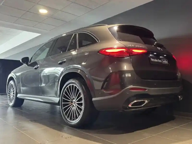 Mercedes Glc 300 e  hybrid eq 4matic am — photo 43